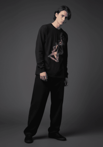 Breakthrough Long-Sleeved T-Shirt Black